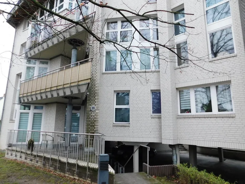 Schöne Dachgeschosswohnung (ohne Aufzug) mit Balkon nahe dem Fauler See ab sofort neu zu vermieten — photo 1